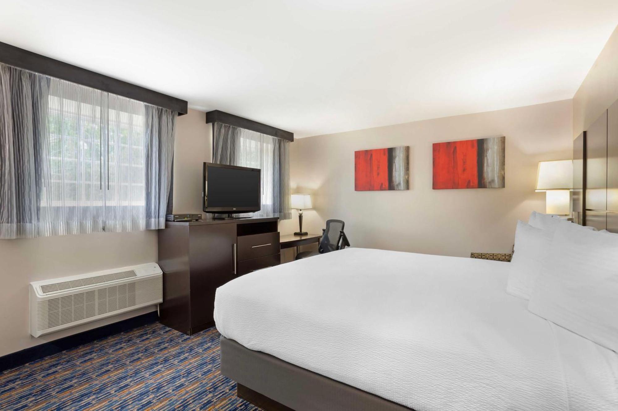 Best Western Plus Fairfield Hotel Екстер'єр фото
