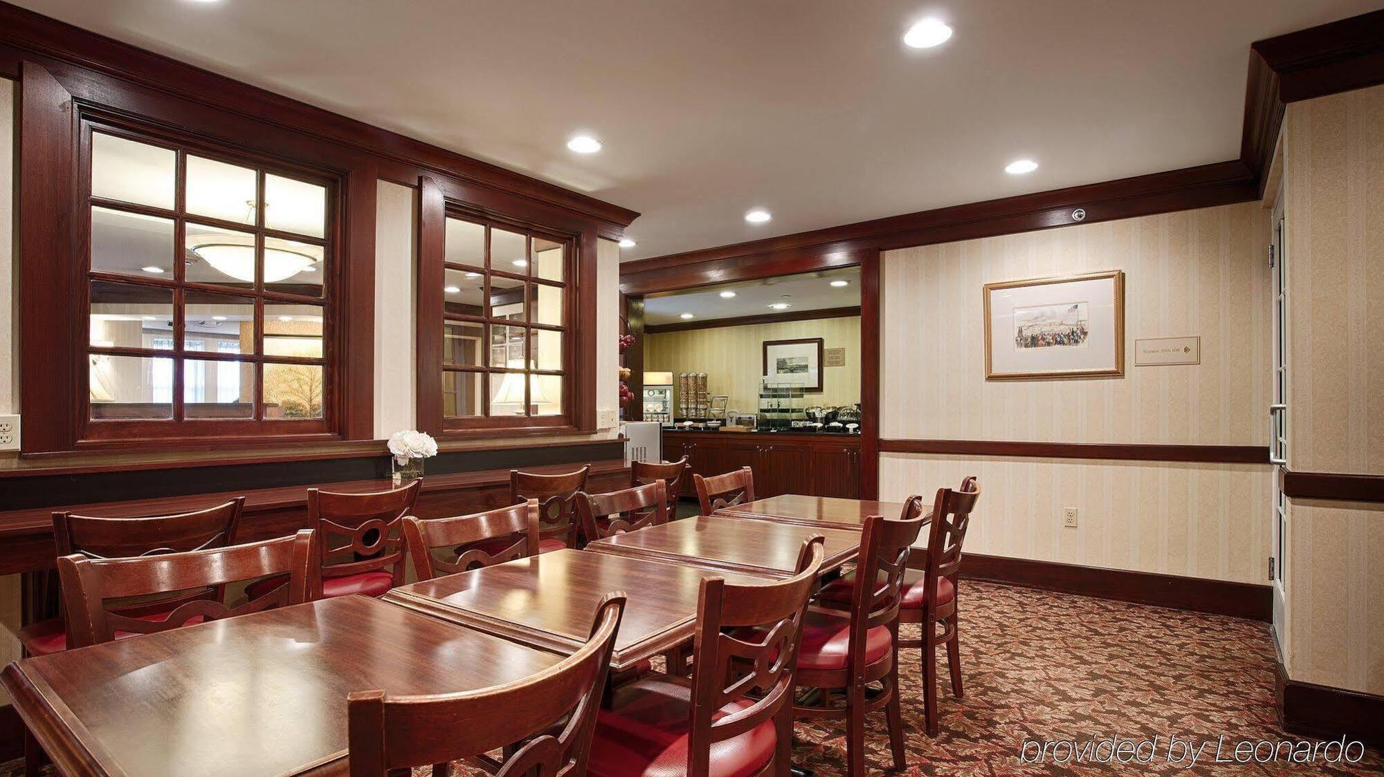Best Western Plus Fairfield Hotel Екстер'єр фото